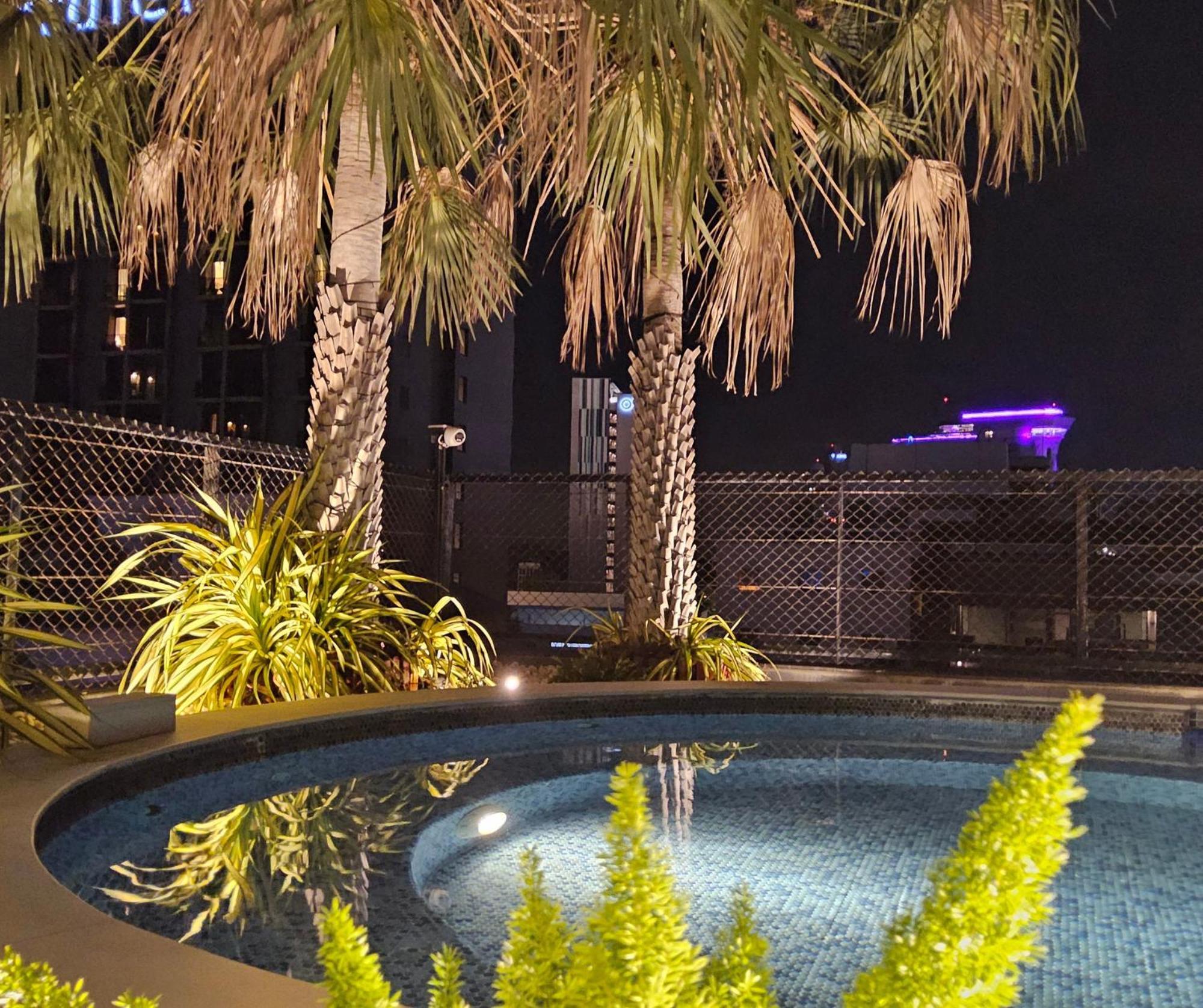 Xq Pattaya Hotel Ngoại thất bức ảnh