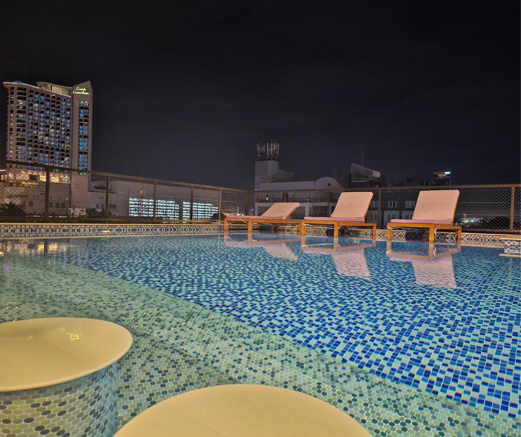 Xq Pattaya Hotel Ngoại thất bức ảnh